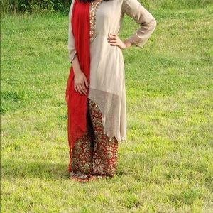 Meet your Posher, Alishba